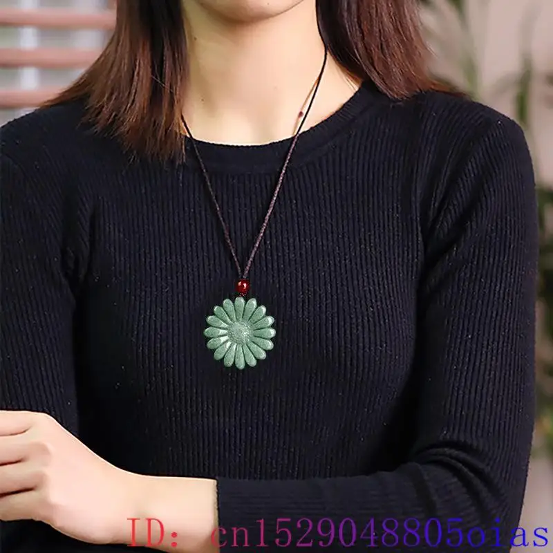 Green Jadeite Sunflower Pendan - Men Accessories Jewelry ulasan dan harga